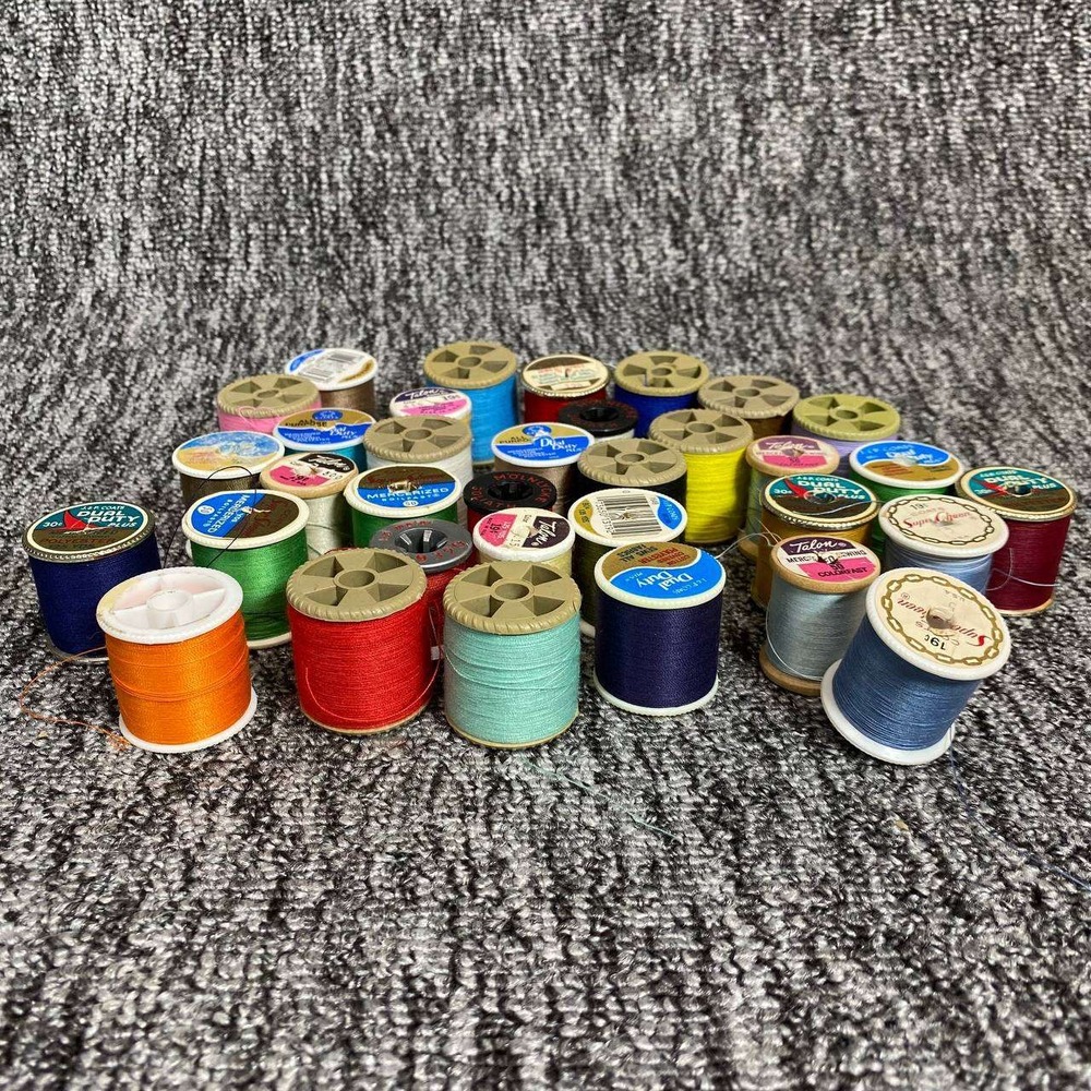 Vintage Coats & Clark Talon‎ Molnlycke Sewing Thread Lot 34 Spools Multicolor
